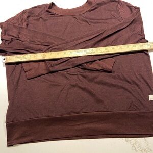 EUC Vuori Burgundy Sweatshirt size large
